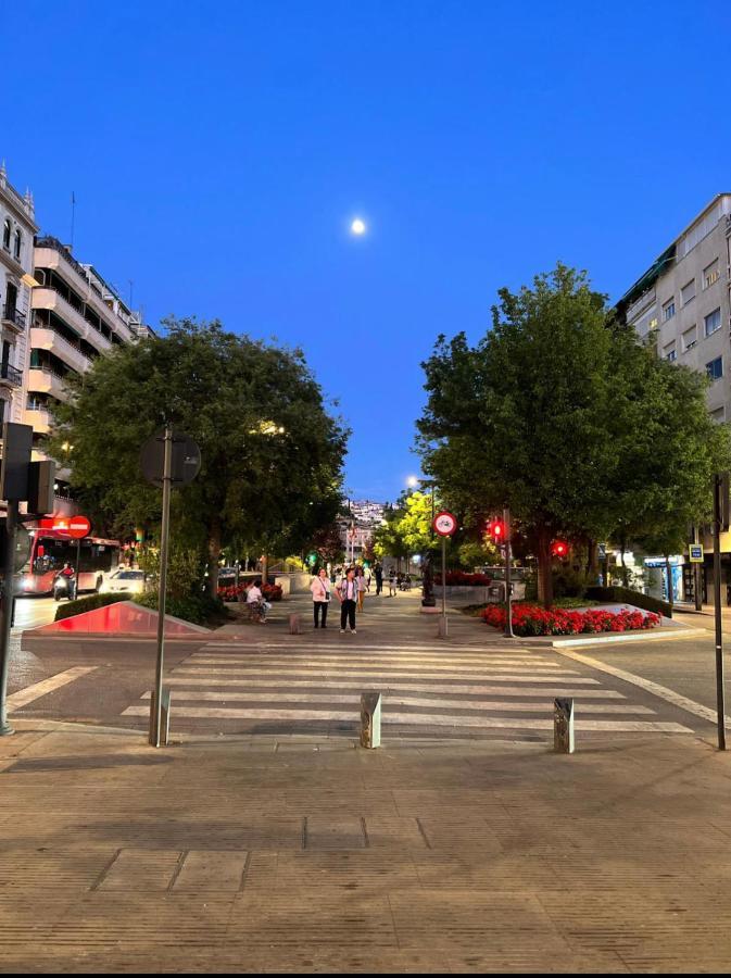 Constitucion Suite Confort I Granada Bagian luar foto