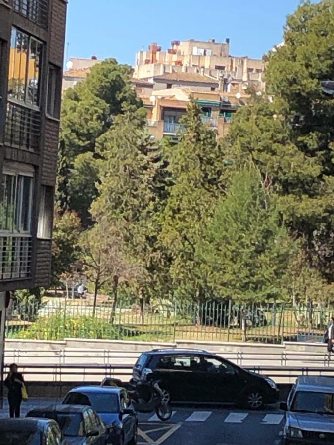Constitucion Suite Confort I Granada Bagian luar foto
